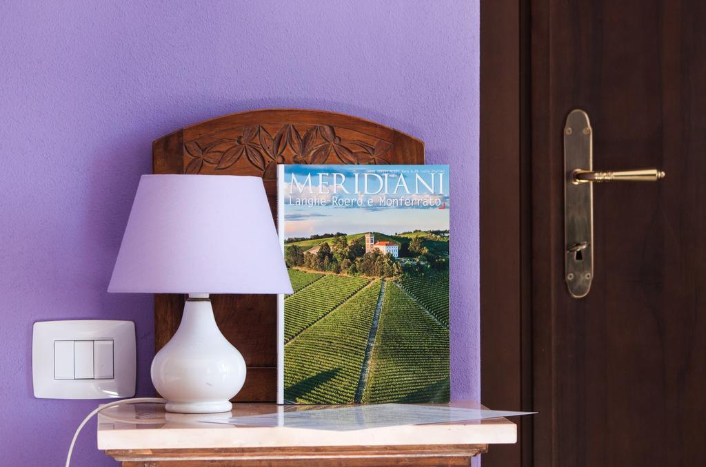 Bed And Breakfast Val D'Oche Castel Boglione Quarto foto